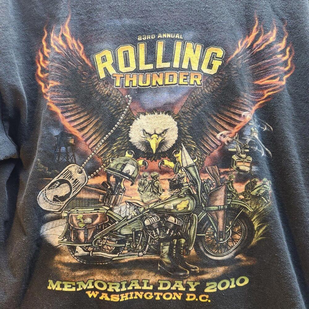 2010 Rolling Thunder Motorcycle Rally Tshirt Size Large - Picture 9 of 10